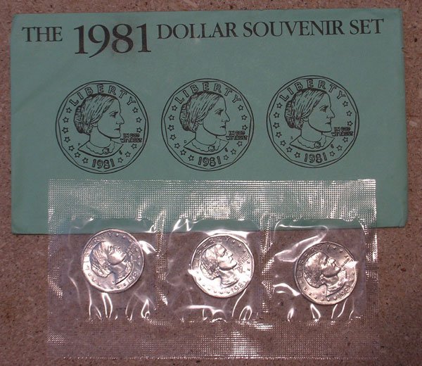 S Dollar Souvenir Set in US Mint Envelopes #GB1K 1979 P D 