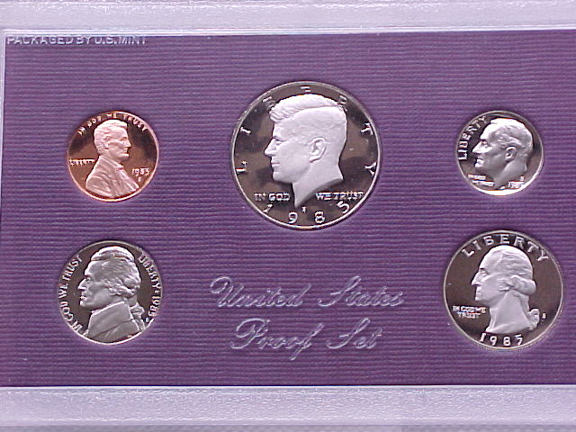 complete and original as issued by US Mint. Genuine 1985-s  U.S.Proof set 